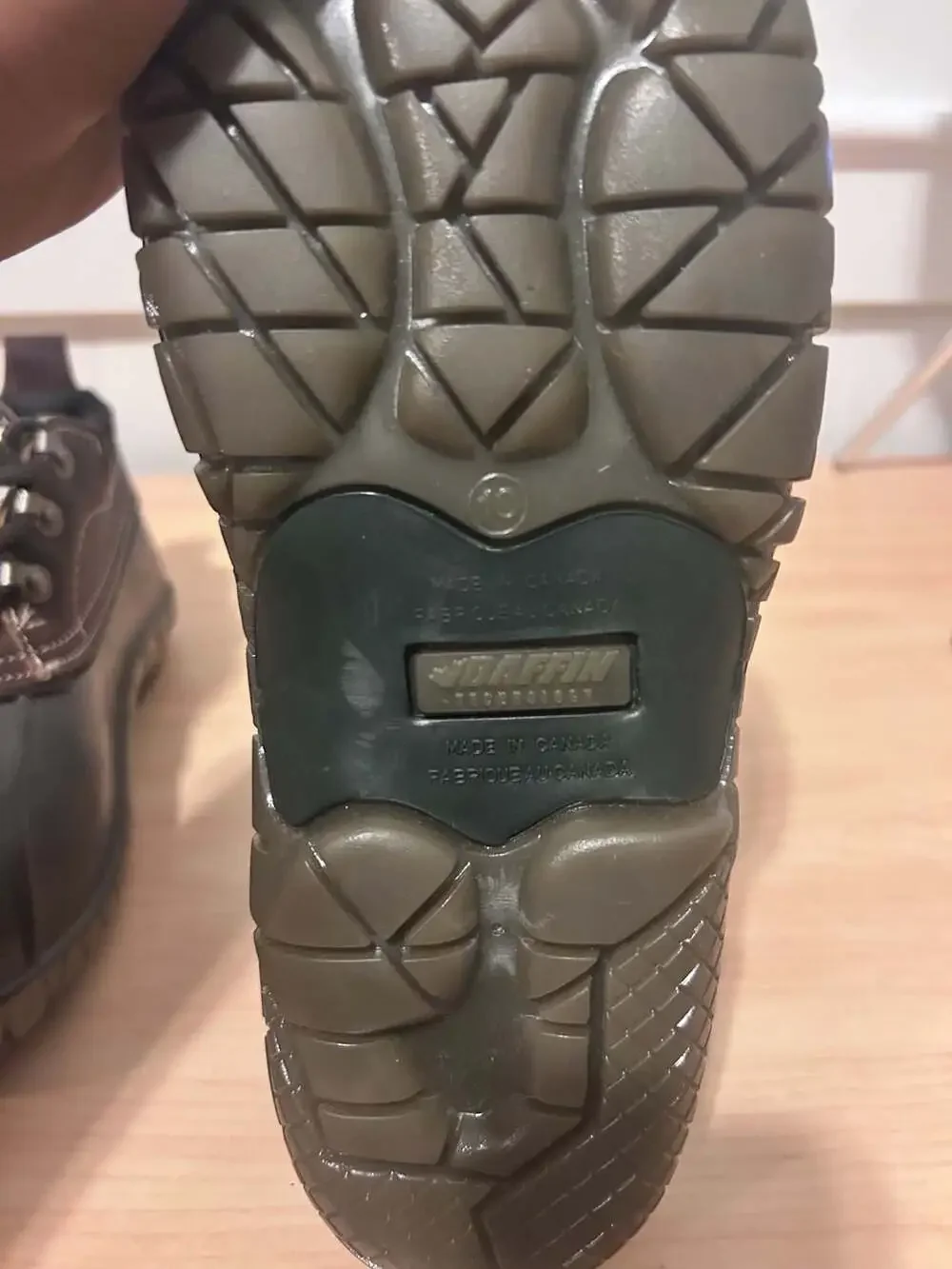 Orvis men leather